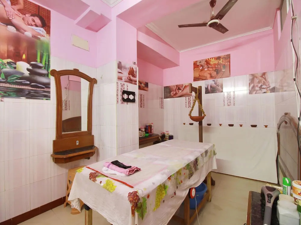 OYO 9113 IBRAS Residency