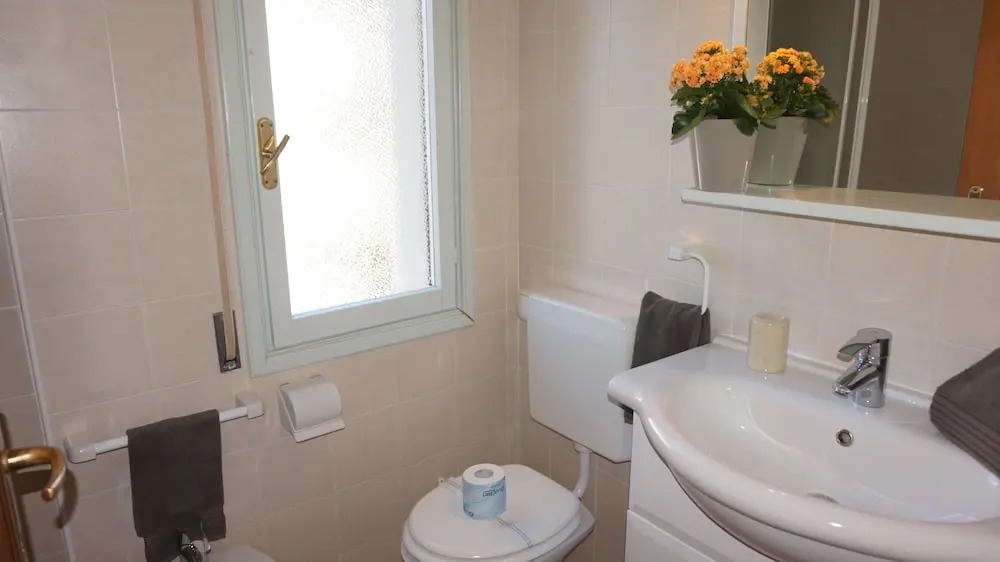 Splendid Renovated Apartment - Beahost