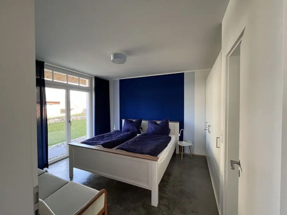 Small Boulder Comfortable Vacation Home