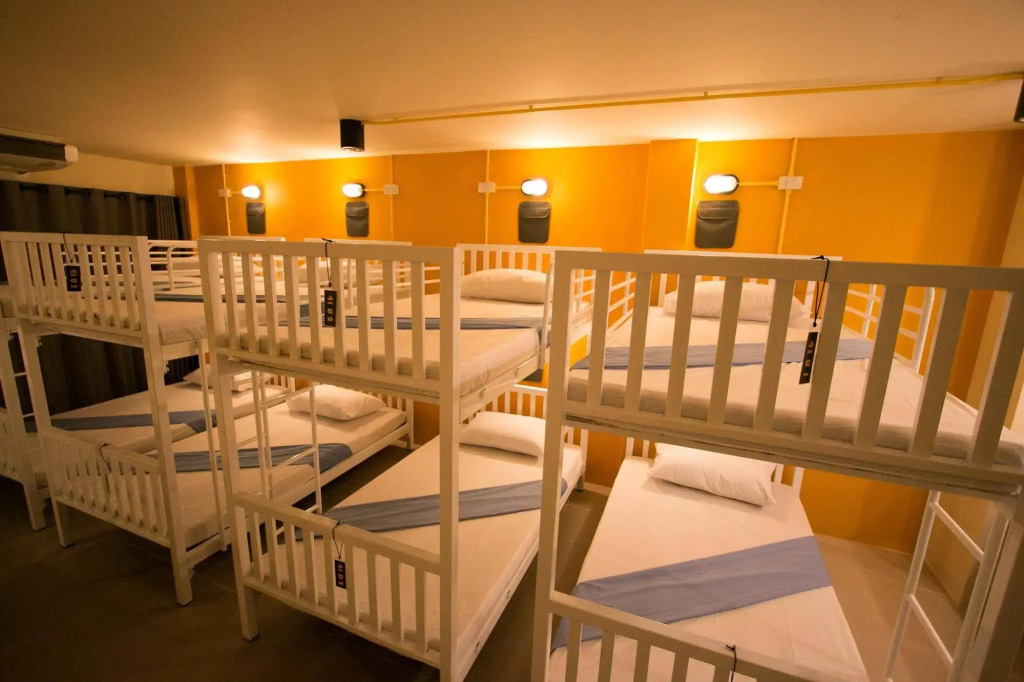 Backpack House Hostel