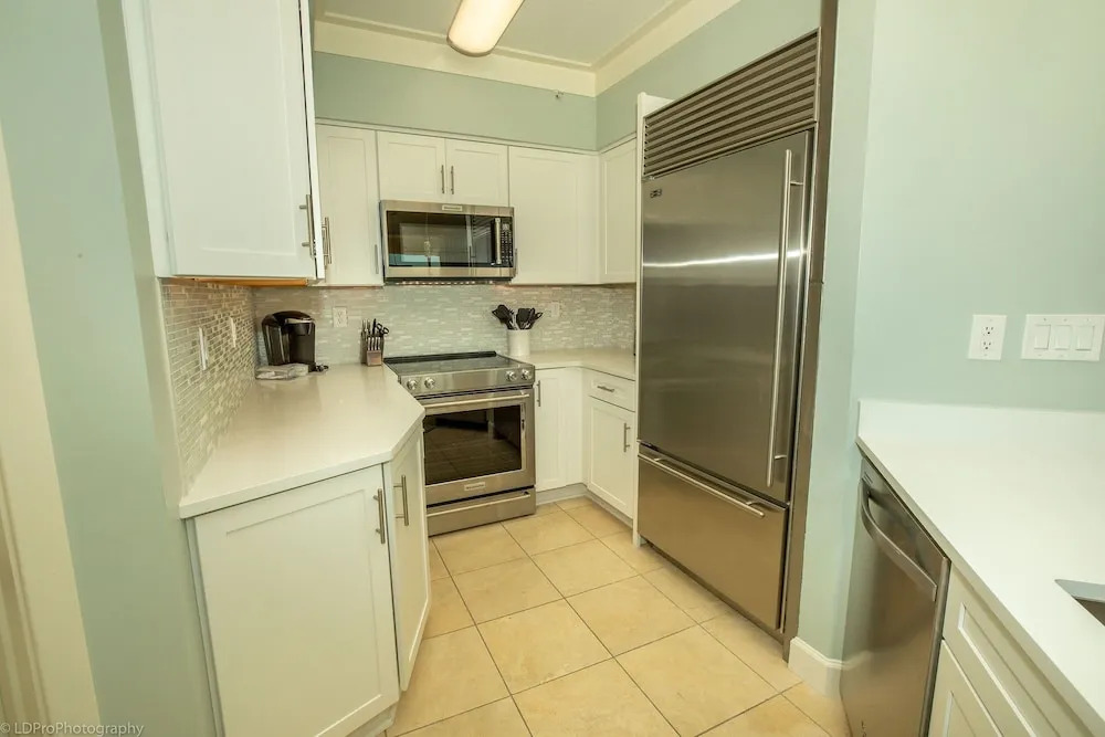 Oceania 106 3 Bedroom Condo by RedAwning