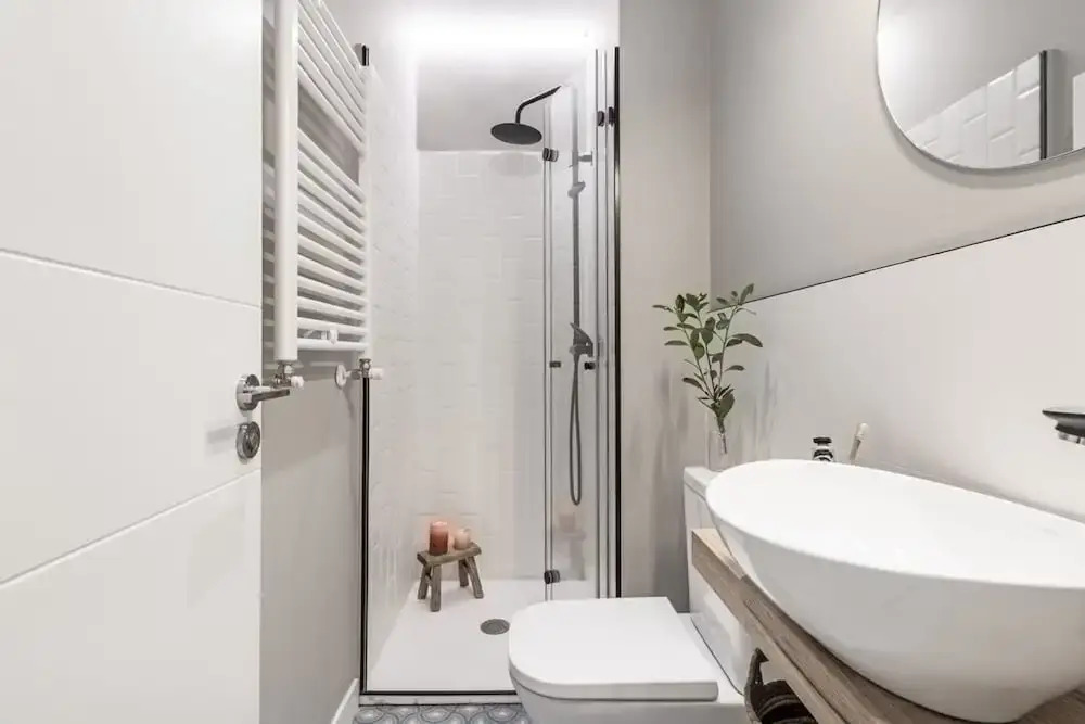Garos - 2 Bedrooms in Malasa a