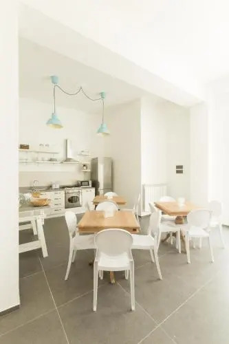 Tangram House