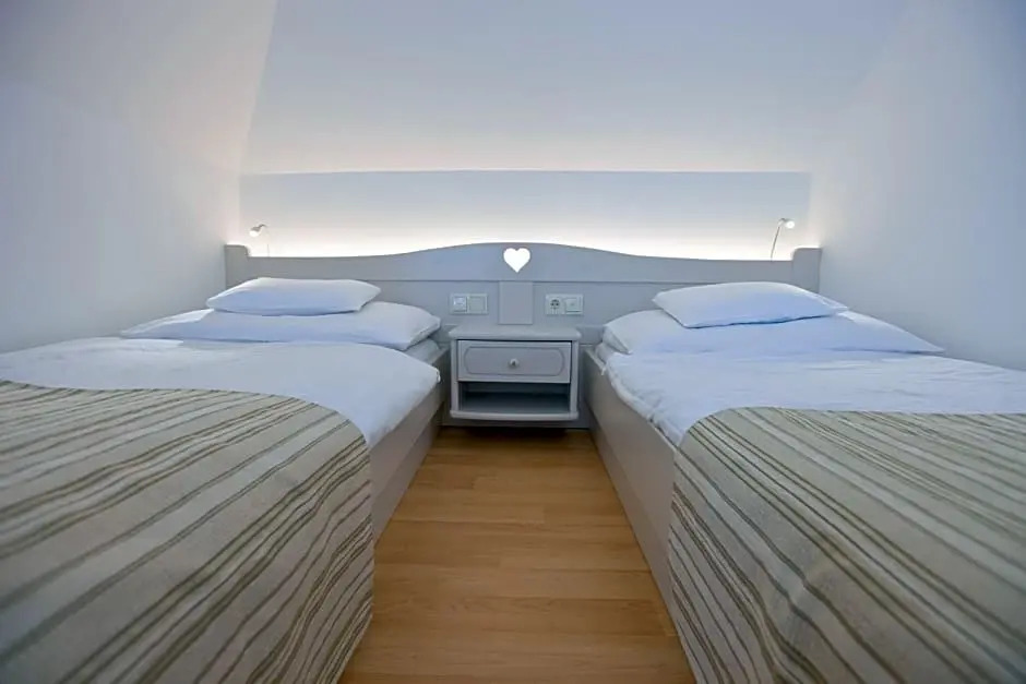 Tornácos Hotel - Hegykő