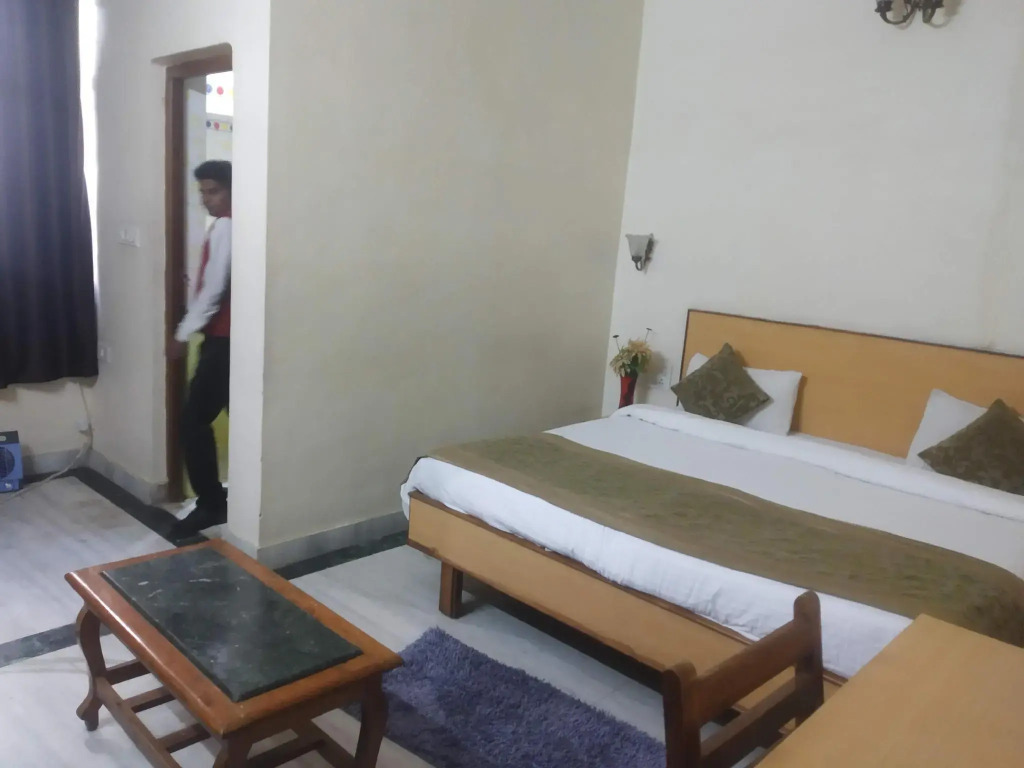 Hotel Mohan Raj Vilas
