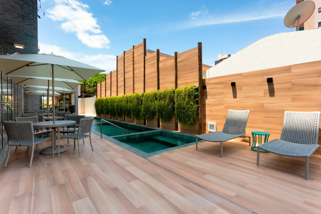 Flix Hotel
