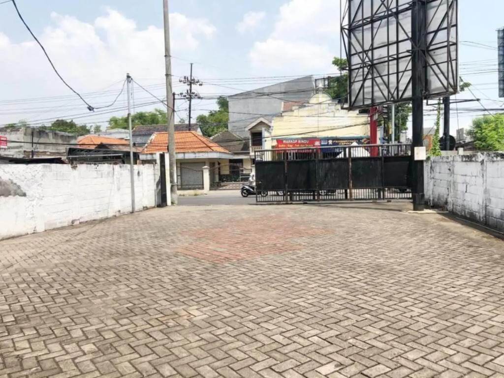 KoolKost @ Wiyung (Minimum Stay 30 Nights)