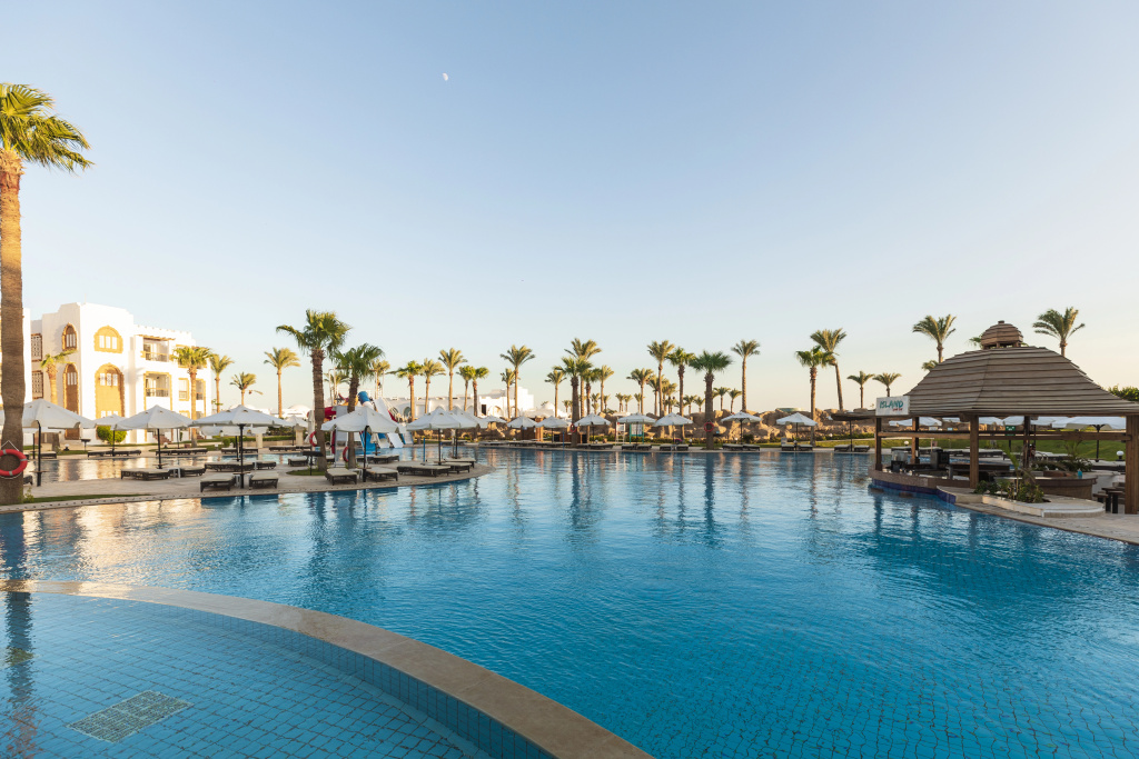 Sunrise Remal Resort