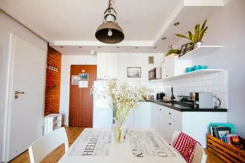 Mirowska Apartment
