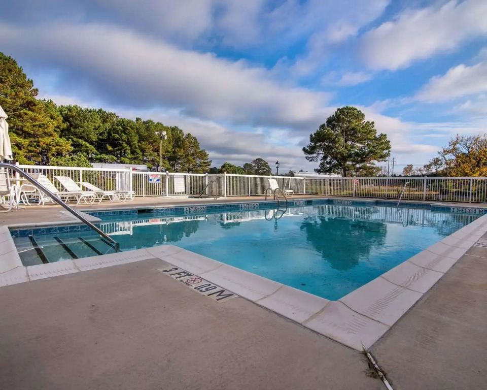 Royal Extended Stay Hotel
