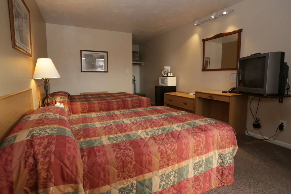 Capri Motel