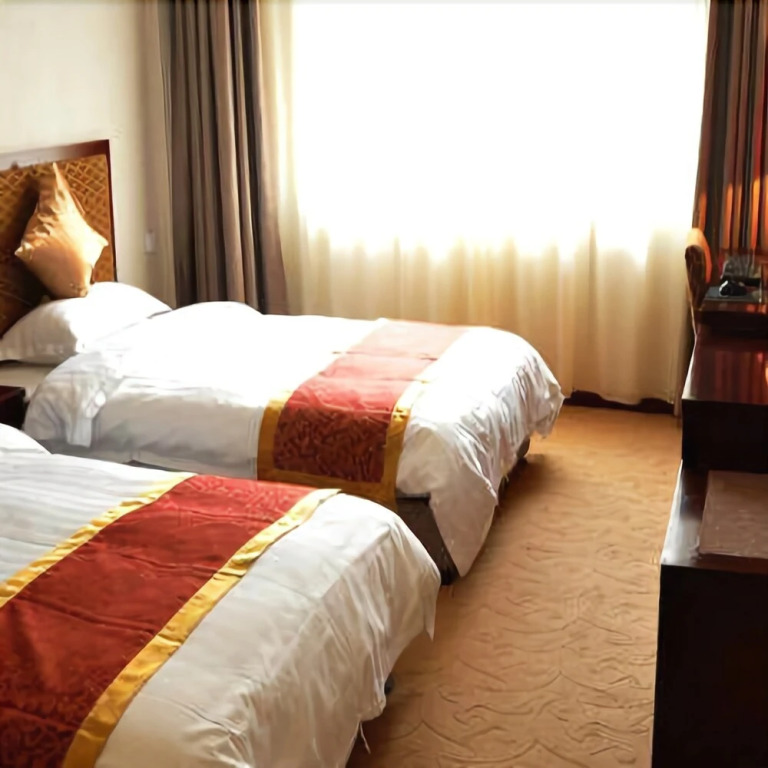 Zhaohua Hotel
