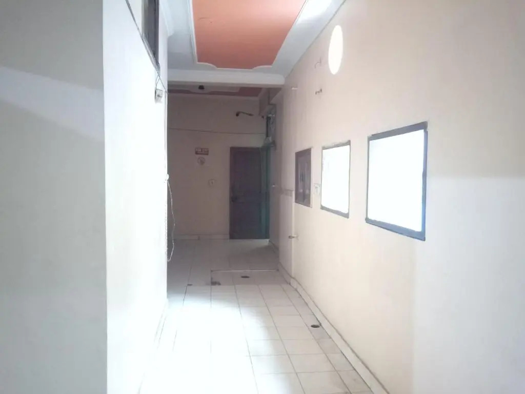 Royal Inn -01 Minute Walk in Nizamuddin Railway Station