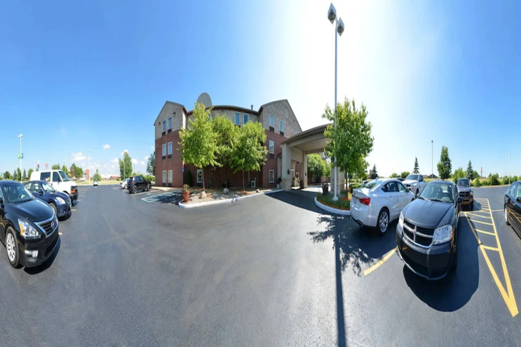 Country Inn & Suites by Radisson Benton Harbor-St Joseph MI