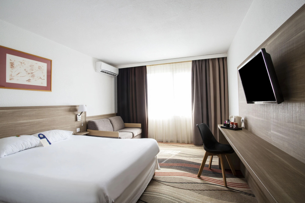Campanile PRIME - Troyes Nord Barberey