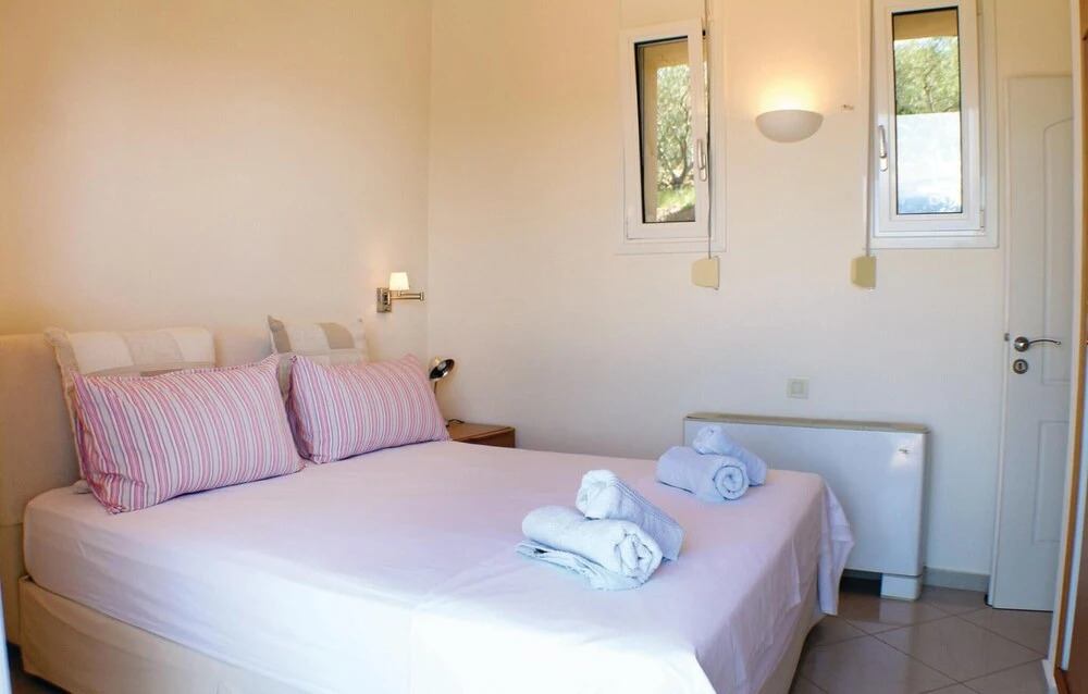Awesome Home in Perdika With Wifi and 6 Bedrooms