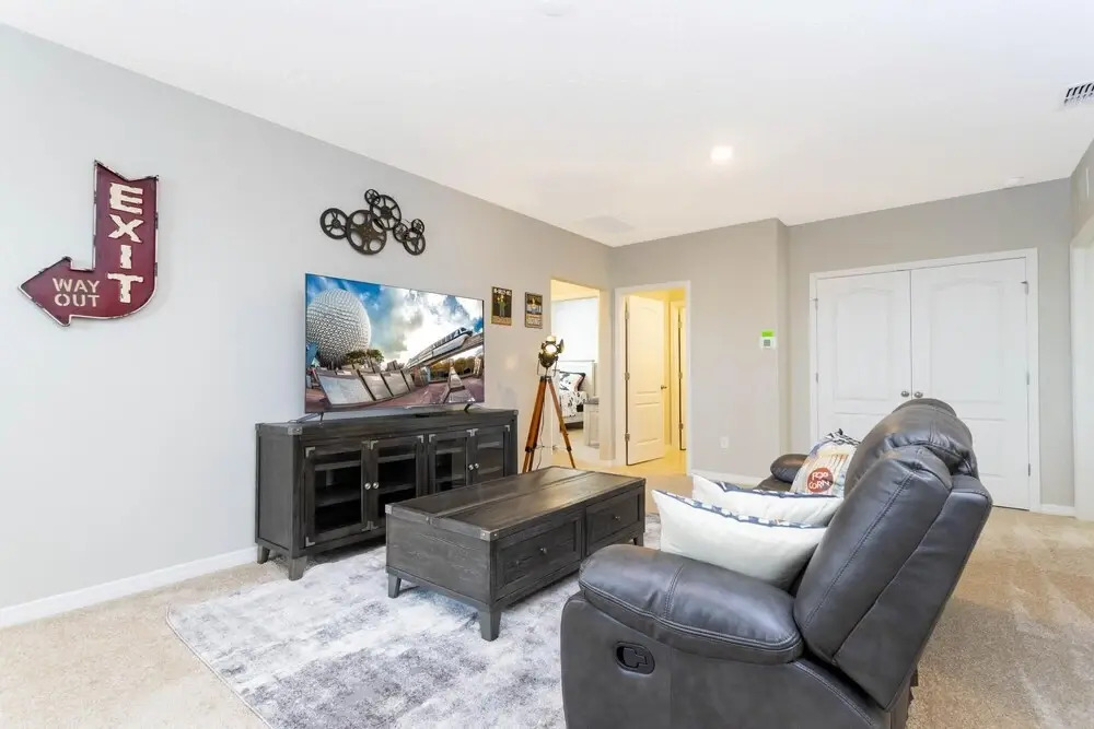 Gorgeous 6 Bd w/ Pool Close to Disney @ Solterra Resort 7877