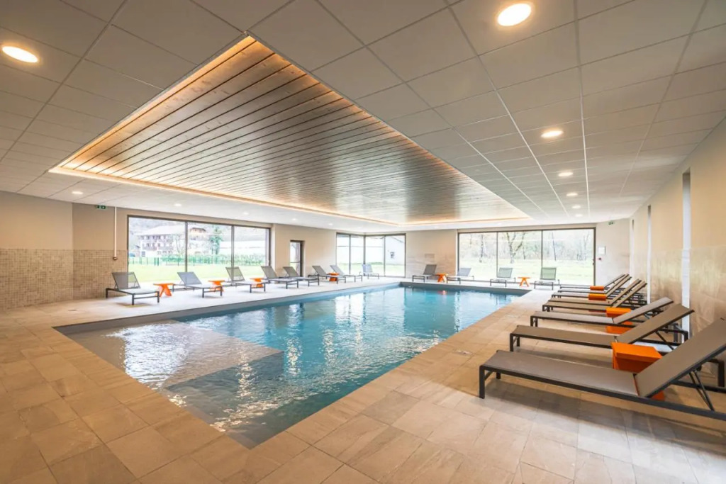 Hotel Base Camp Lodge - Albertville