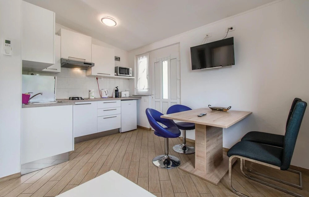 Amazing Home in Piran With Wifi and 1 Bedrooms