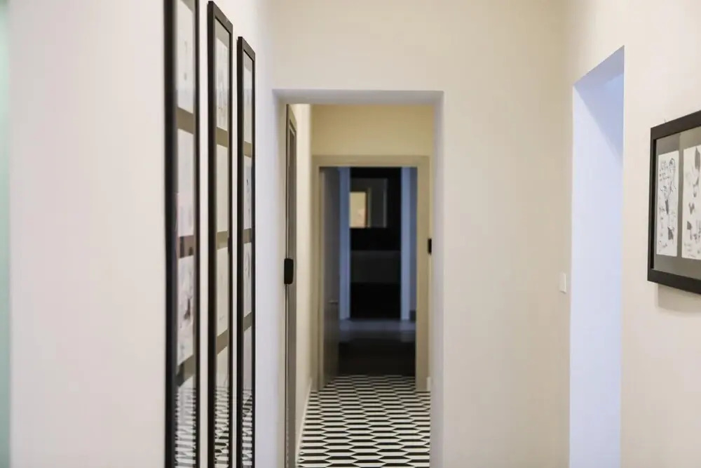 Stylish Suite at Piazza Bellini by Wonderful Italy