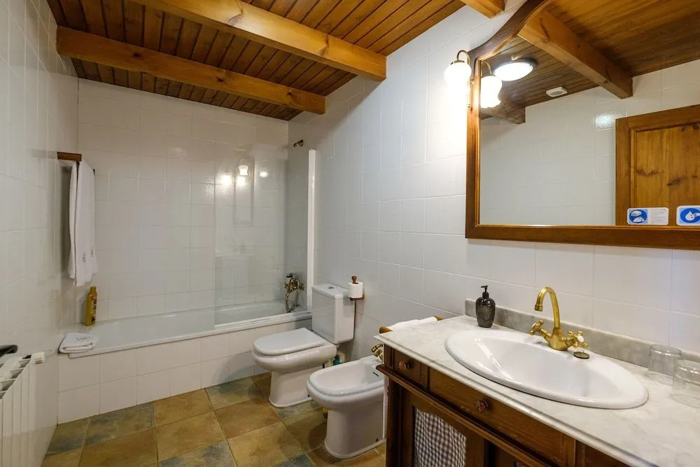 Apartamentos Rurales Els Masos den Coll