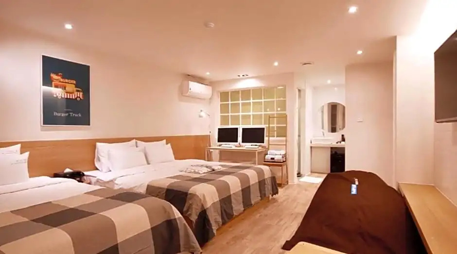 Vins 70 Hotel