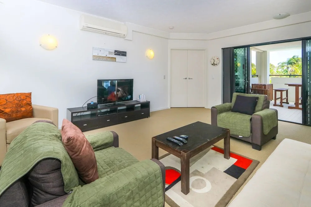Serenity 3 Bedroom Holiday Apartment