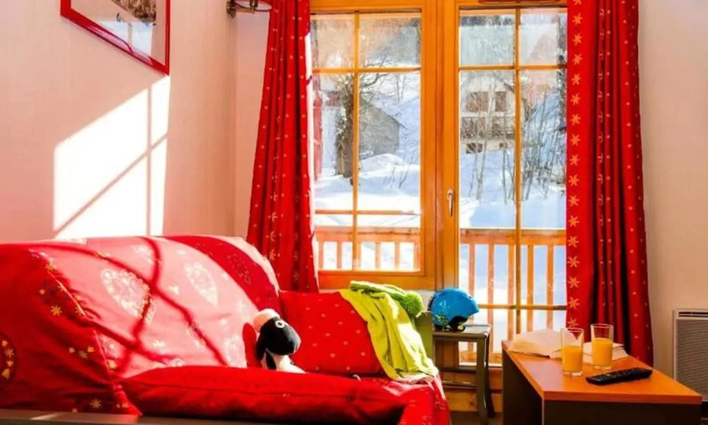 Apartment in Savoie With Pool & Sauna