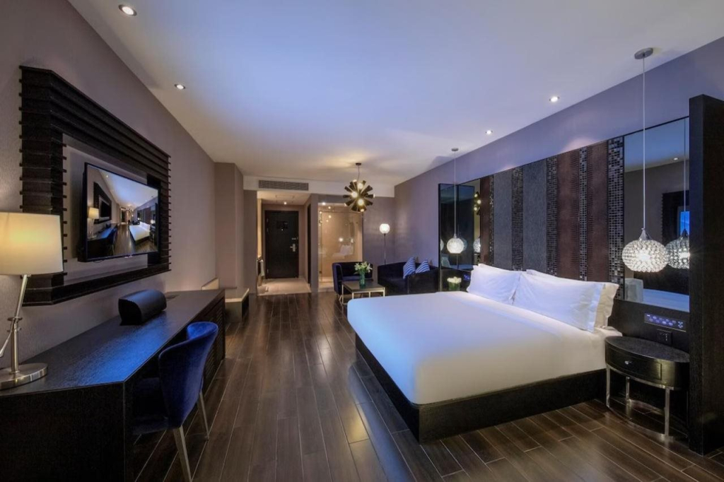 Ramada by Wyndham Zhenjiang Dagang New District