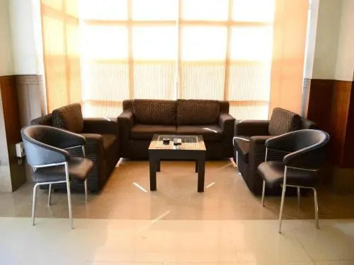 Pelican Hotel by OYO Rooms