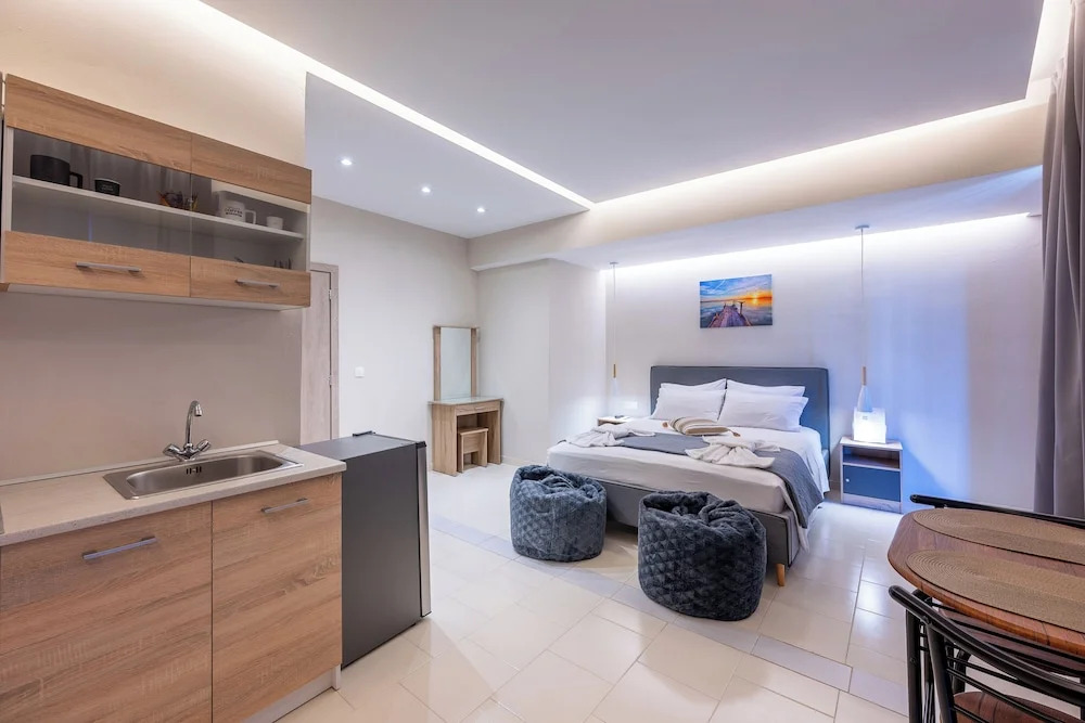 Blue Wave Suites - Ixia