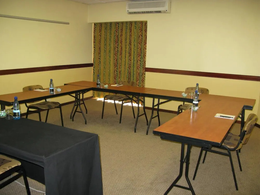 Benvenuto Hotel & Conference Centre