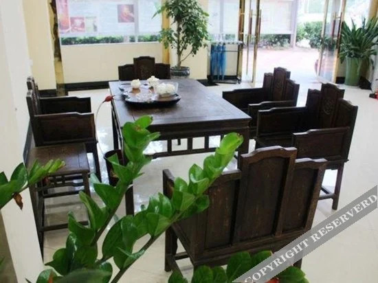 Xiamen Kangheng Yijing Hotel (Gaoqi Airport Houpu Subway Station)