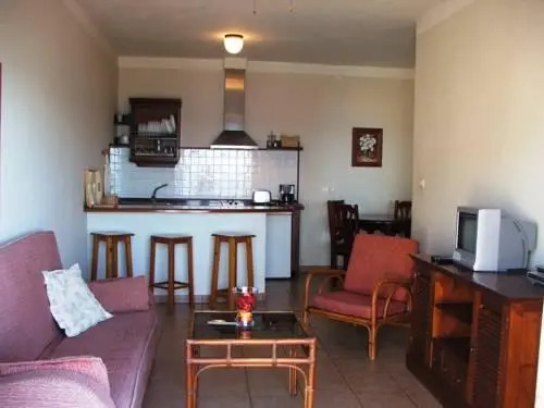 La Muralla Apartamentos