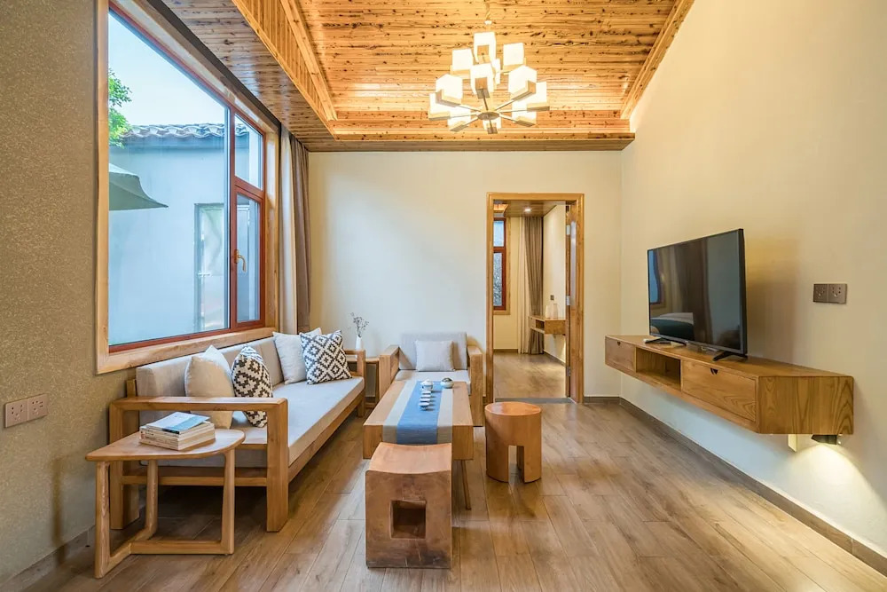 Moon Villa