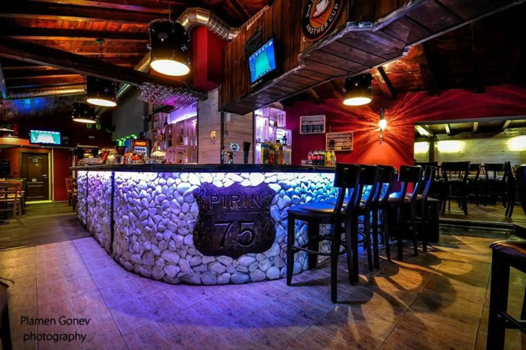 One bedroom appartement at Bansko 100 m away from the slopes with furnished balcony and wifi