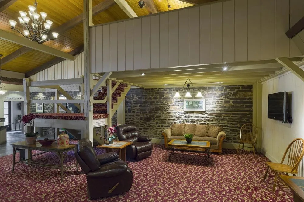 Pine Barn Inn