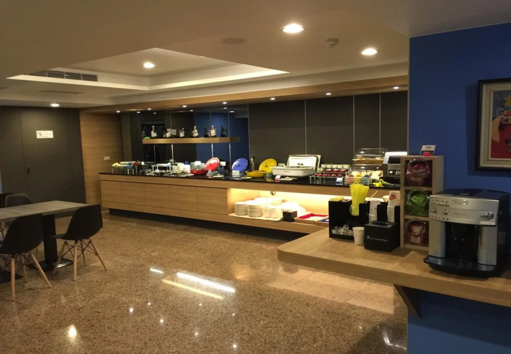 Blue Coast Hotel