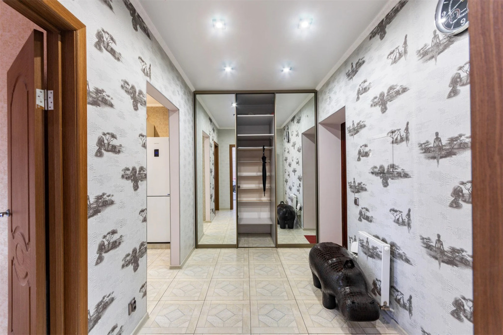 West 39 Shahmatnaja 4B