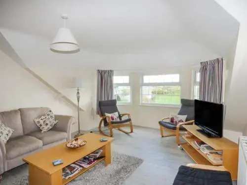 Flat 11