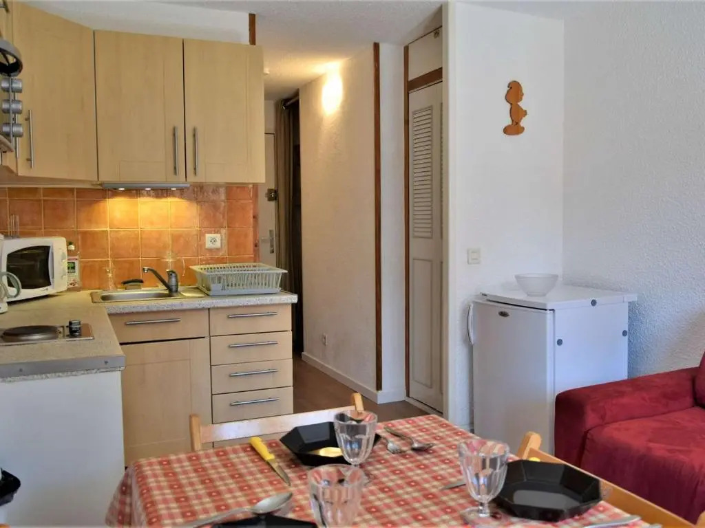 Appartement Risoul, 1 pièce, 4 personnes - FR-1-330-92