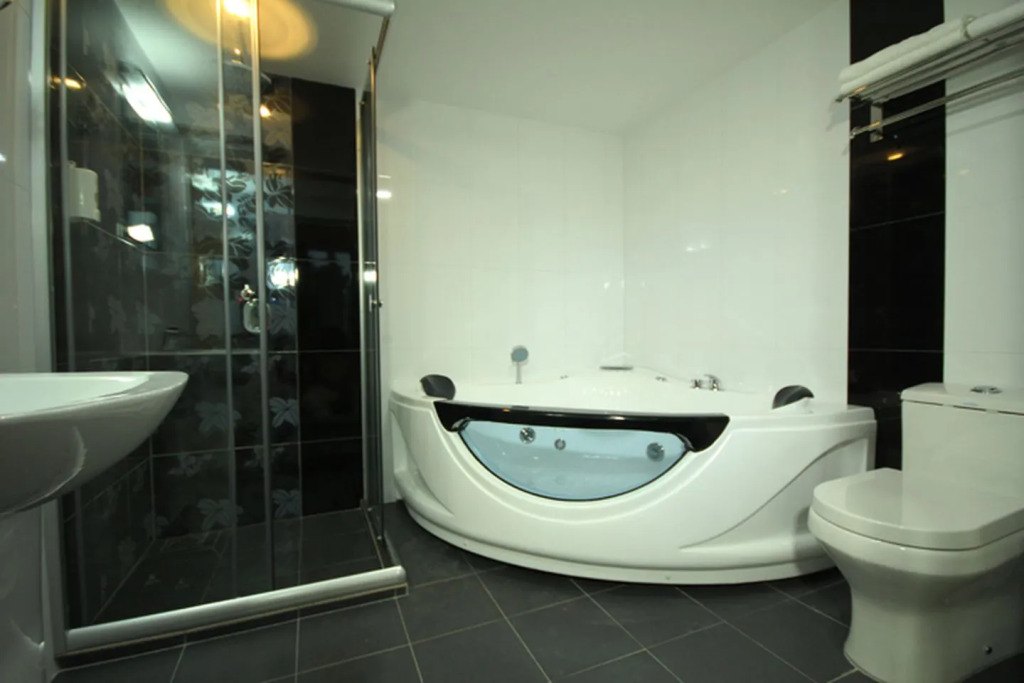 Starway Hotel