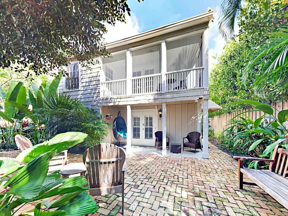 Historic El Cid Duplex 1 Bedroom 1 Bathroom Duplex