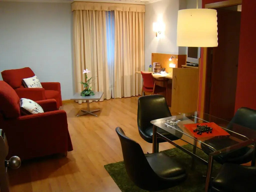 Hotel Reconquista
