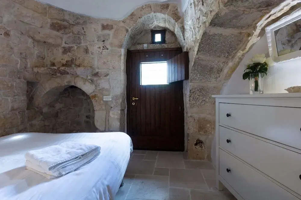 Trullo Pietra Antica