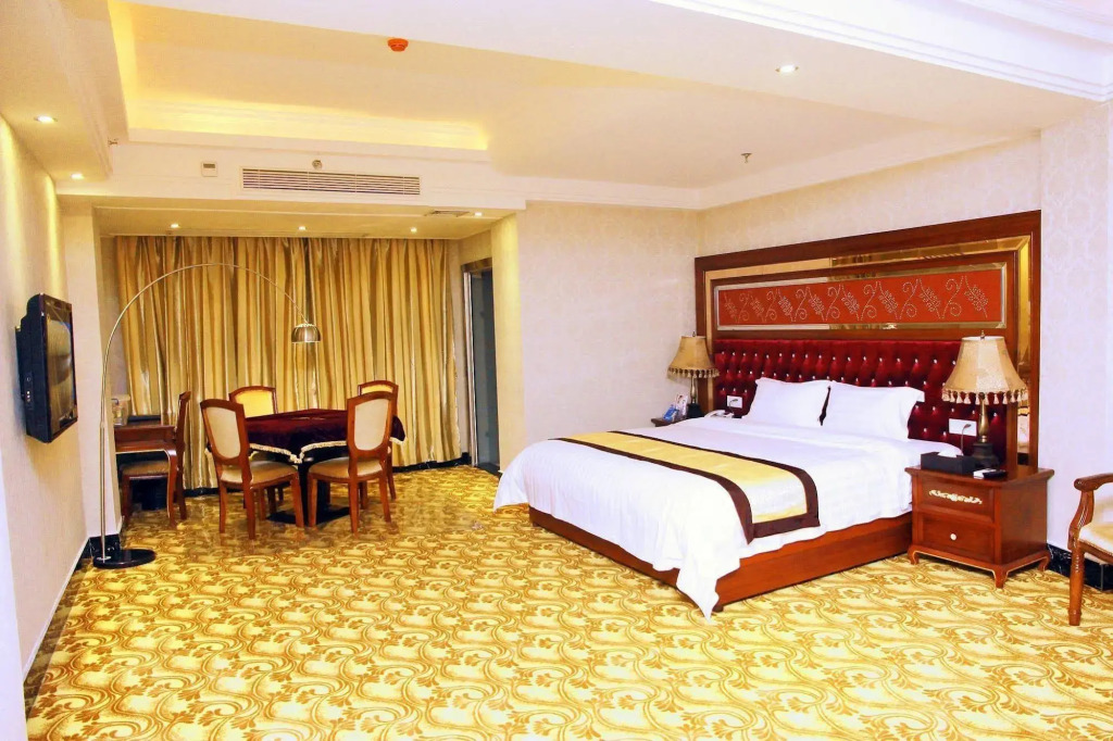 Victoria Hotel