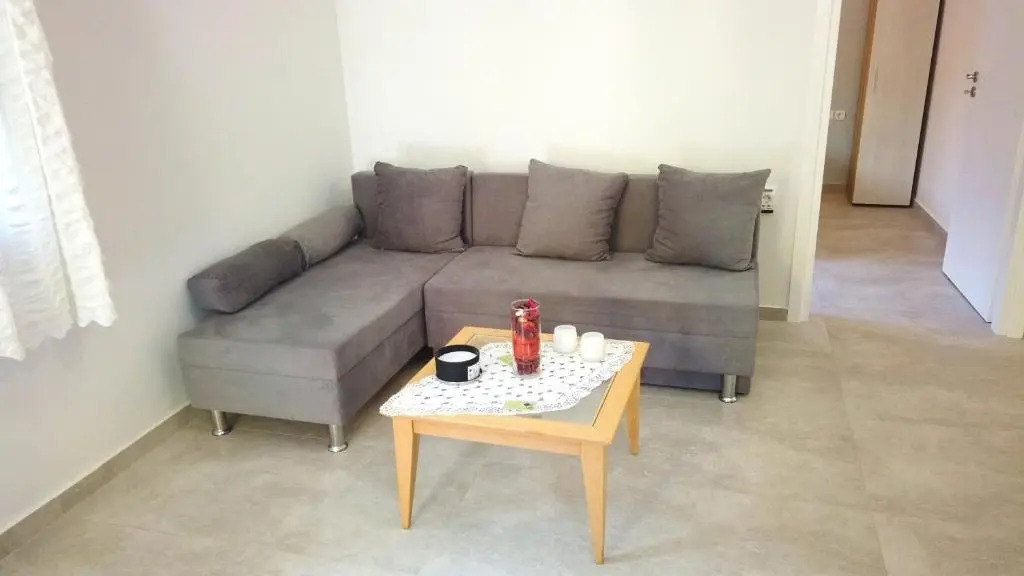 Pefkonas apartments2 100 m from the beach