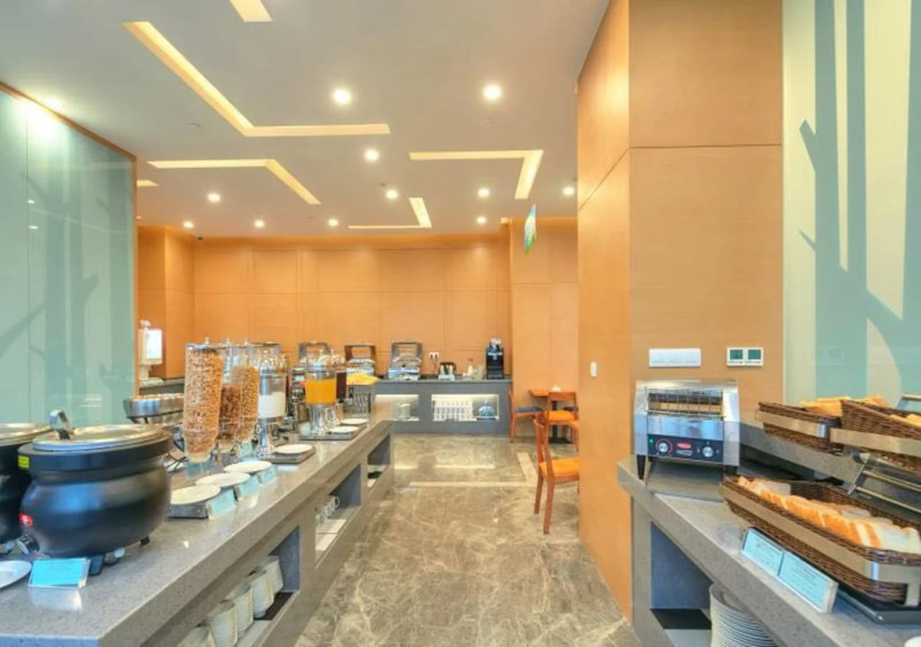 Holiday Inn Express Chengdu Dafeng