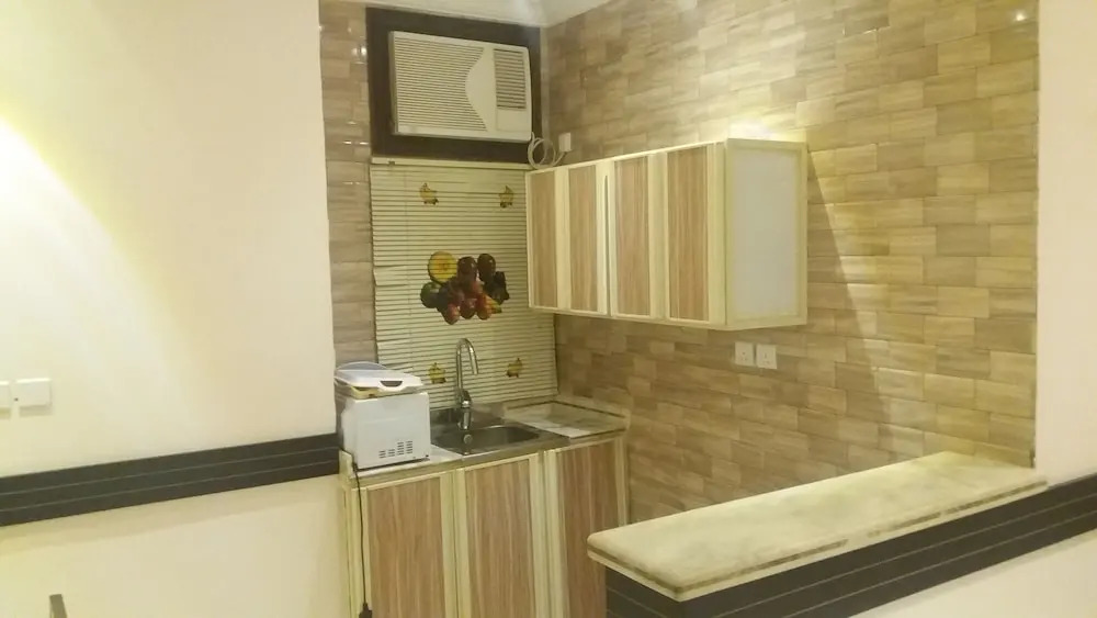 الفرسان المتحده للشقق المخدومه الحمدانيه شارع ابو اسحق الخياط