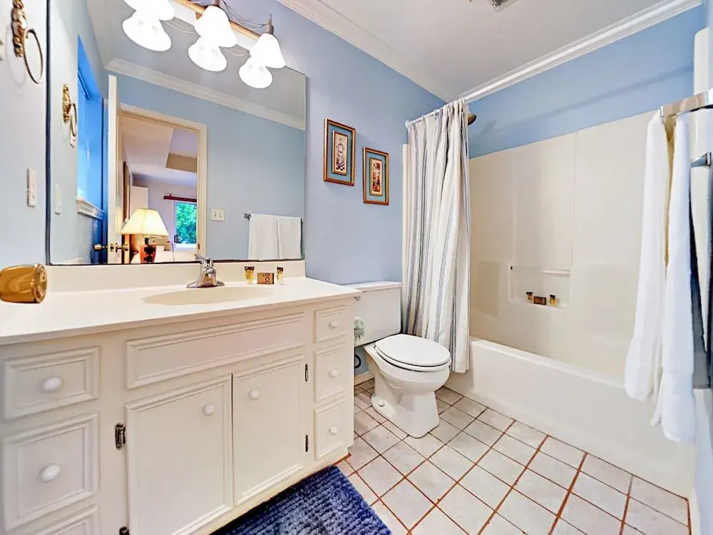 127 E Kingfish Street Home 3 Bedrooms 3 Bathrooms Home